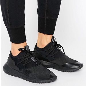Adidas Original Black Tubular Entrap Sneakers