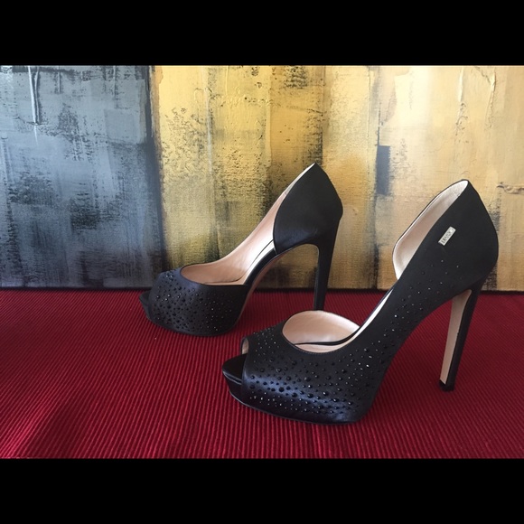 Italian Glamour Platforms- like walking on air - Picture 1 of 6