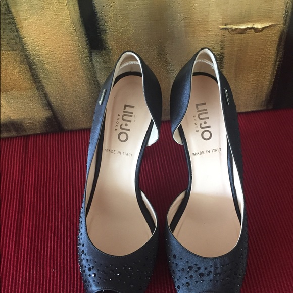 Italian Glamour Platforms- like walking on air - Picture 3 of 6