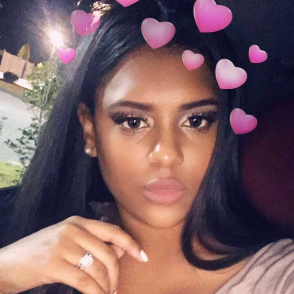 Meet your Posher, Haley - Picture 1 of 1