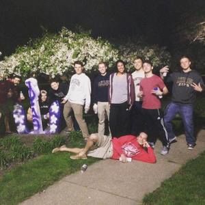 Meet your Posher, Greydon