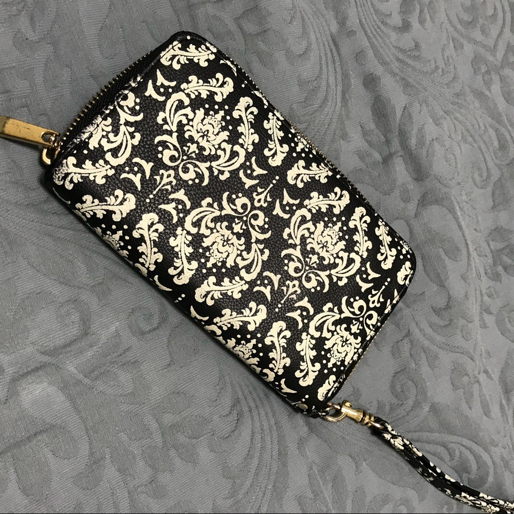 Patterned Wristlet Wallet