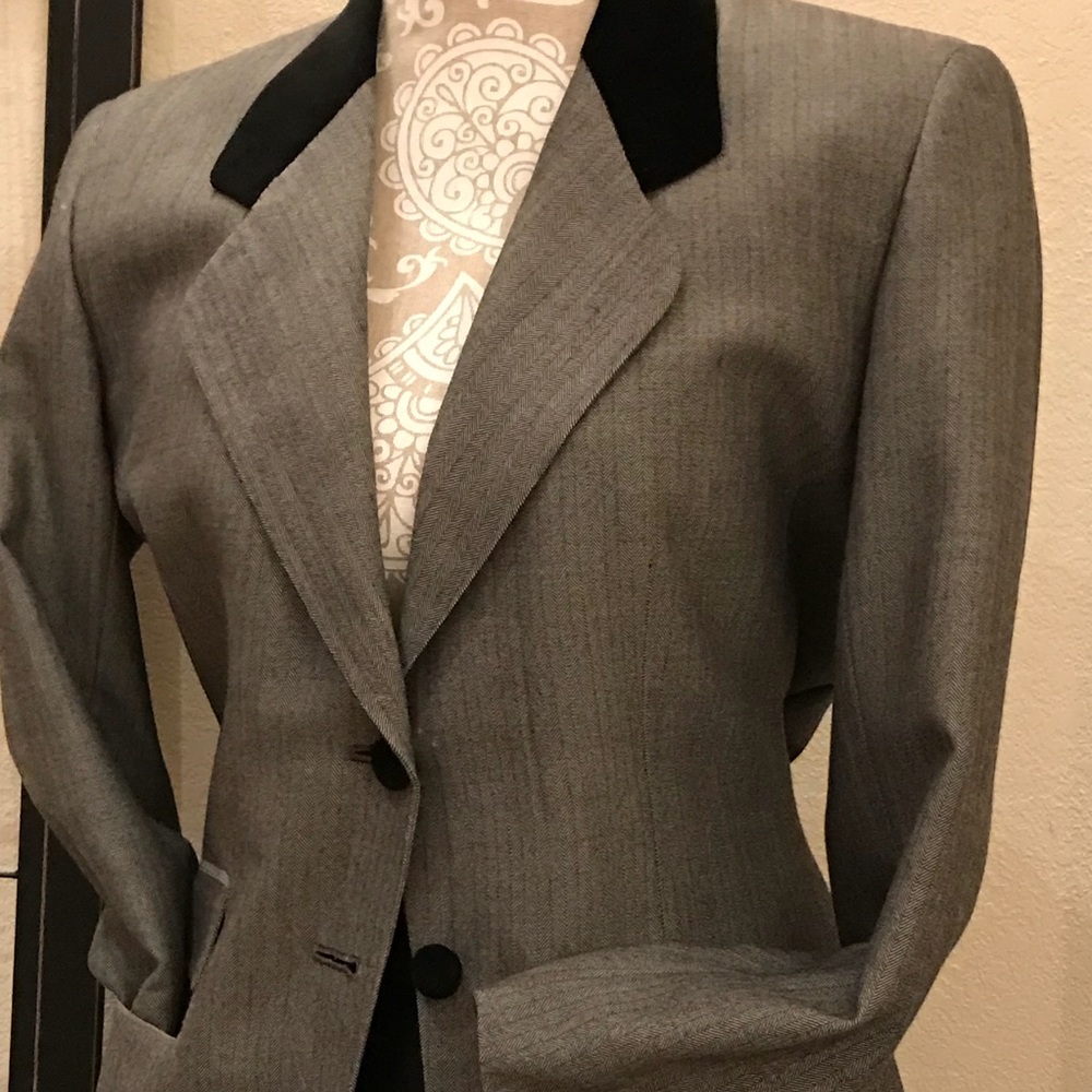EQUESTRIAN RIDING JACKET VTG VELVET TRIM-EXPERT TAILORING-EXCEEDINGLY BRITISH S4 - Picture 3 of 6