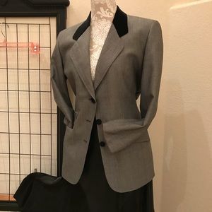 EQUESTRIAN RIDING JACKET VTG VELVET TRIM-EXPERT TAILORING-EXCEEDINGLY BRITISH S4