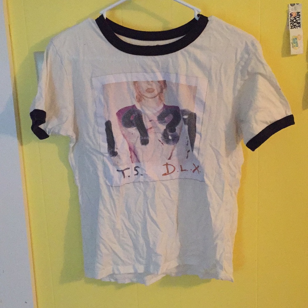 taylor swift t shirt