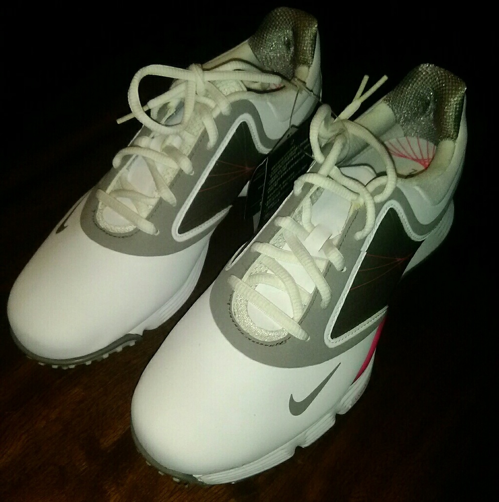 NWT LUNARLON NIKE Golf Shoes