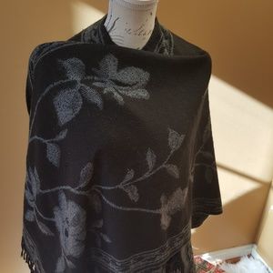 Women's Wrap Poncho