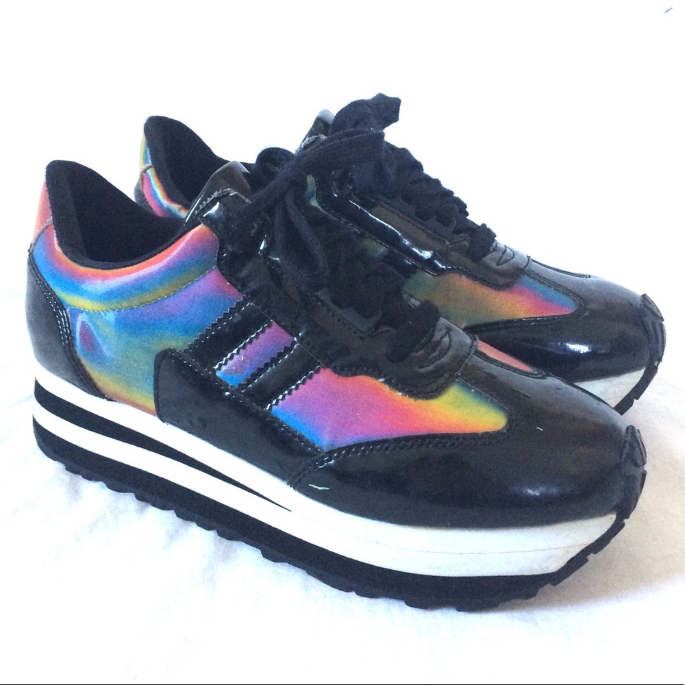 VINTAGE 90'S ZODIAC HOLOGRAPHIC PLATFORM SNEAKS