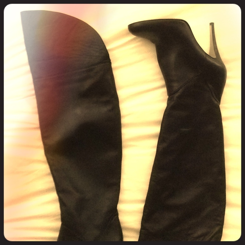 Musketeers high over the knee boots