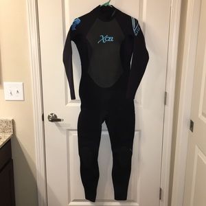 3/2 Xcel Women’s Full-Length Wetsuit in Size 8