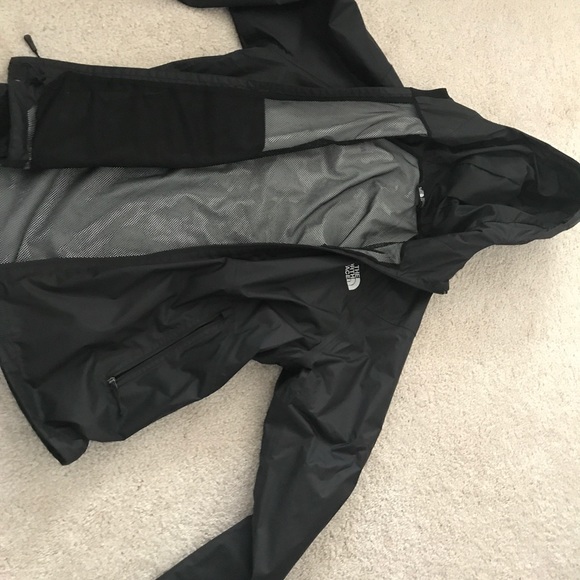 North face raincoat for Men - Picture 2 of 2