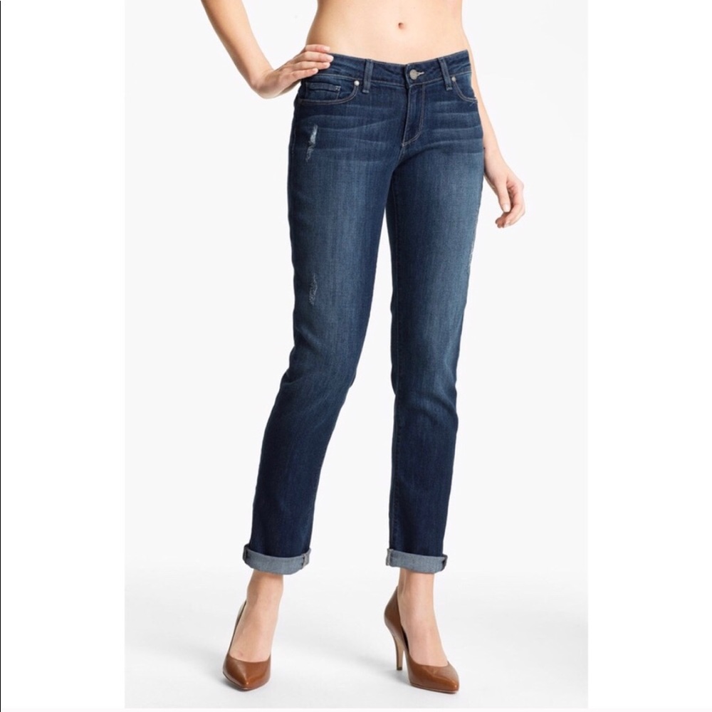Like new! Paige Denim boyfriend jeans.