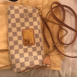 Beatiful Eva Damien azur canvas