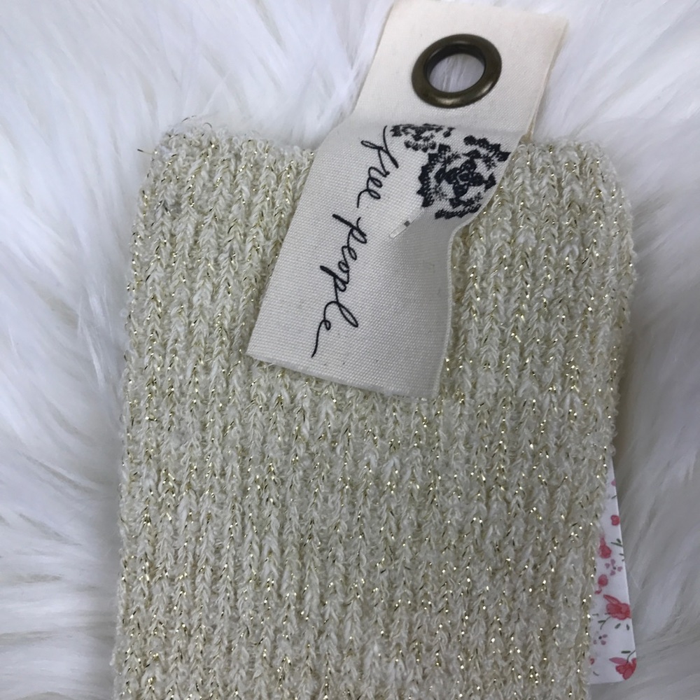 5️⃣ NWT Free People Ivory Gold Metallic Knit Socks - Picture 3 of 6