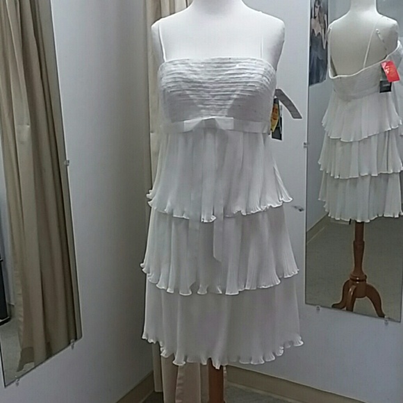 WHITE LaBelle 2 pc Wedding dress - Picture 1 of 8