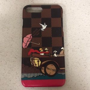 IPHONE 7 PLUS CASE NEVER USED