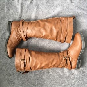 Brown Steve Madden Zerge Boot