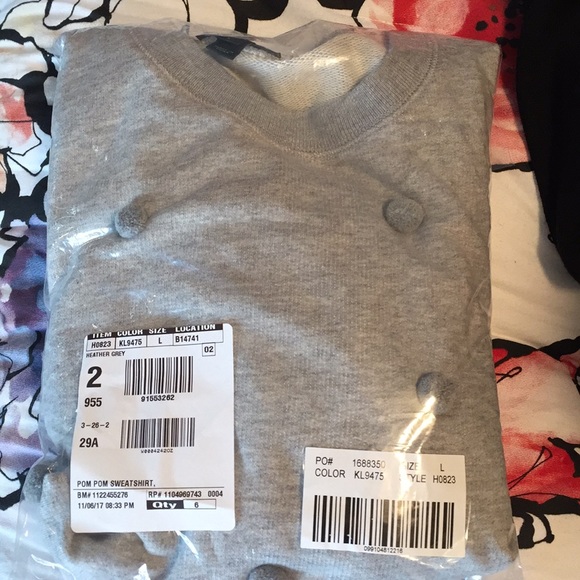 ⚡️New! Jcrew Pom Pom grey sweatshirt - Picture 5 of 6