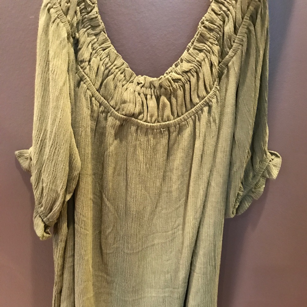 Harlow and graham off the shoulder top NWT