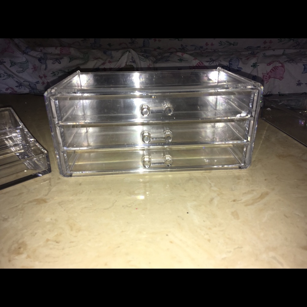 Acrylic drawer