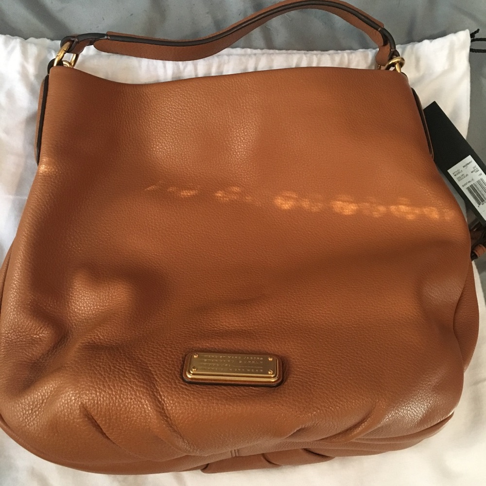 New Q Hillier Convertible Hobo