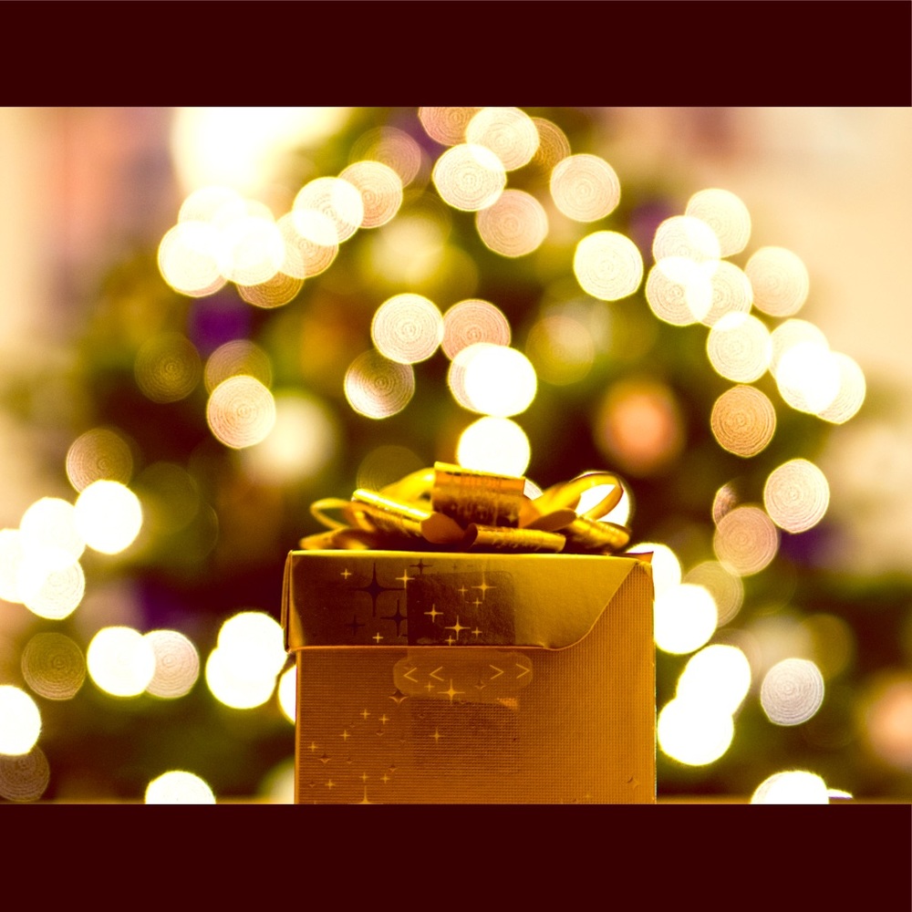 FREE GIFTS FOR CHRISTMAS 🎄