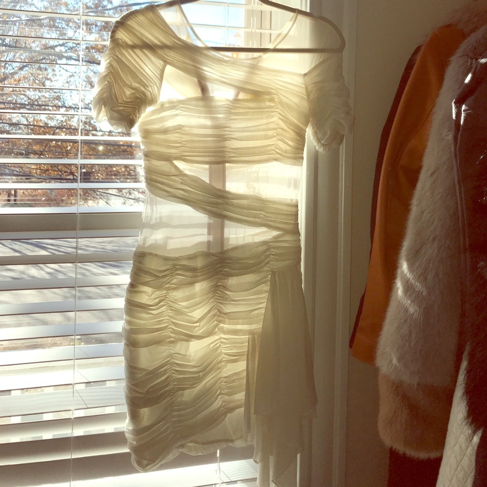 White BCBG Maxazria runway XS