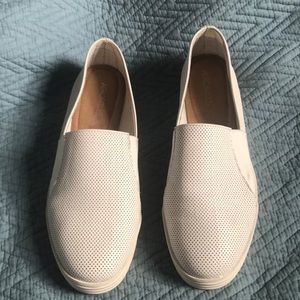 Aerosoles white slip on sneakers