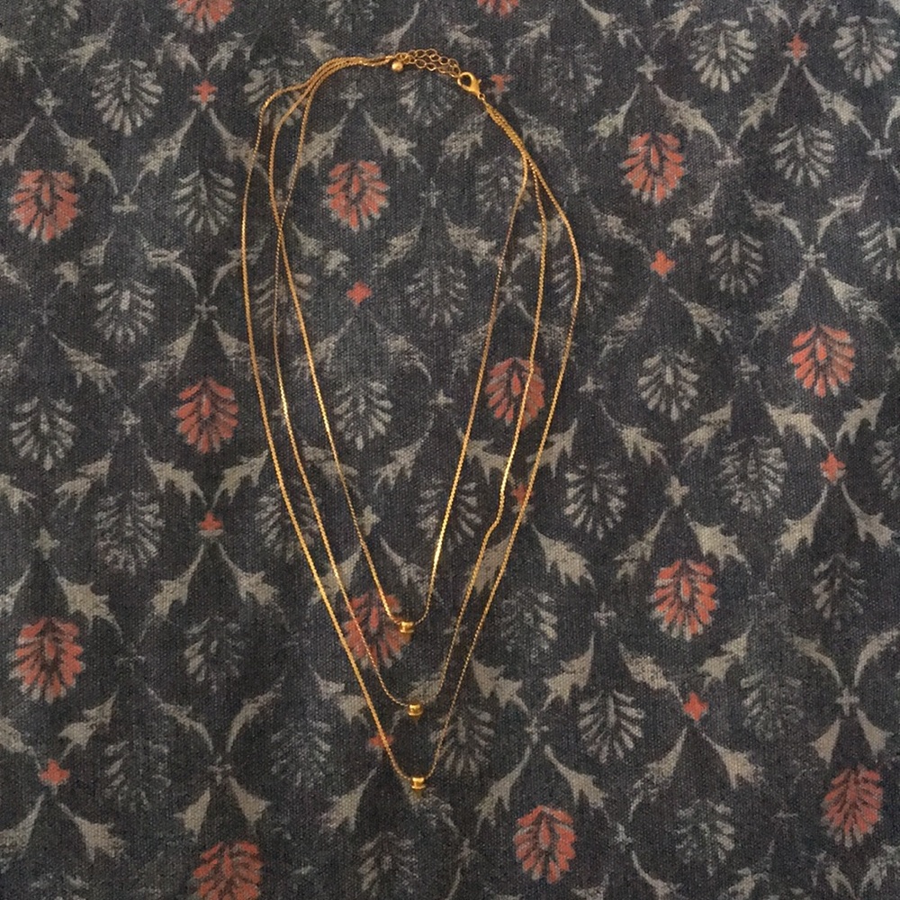 UO gold layered necklace