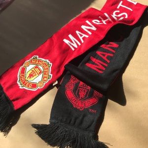 Manchester United scarf