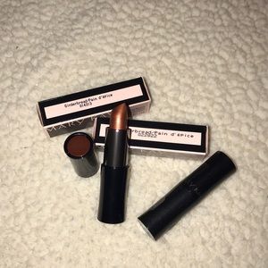 NEW! In box set of 2 Mk gingerbread lipsticks