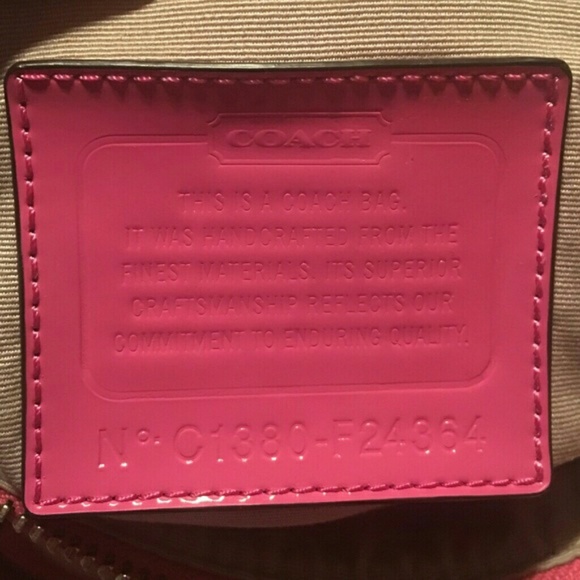 •Coach• - Picture 4 of 4