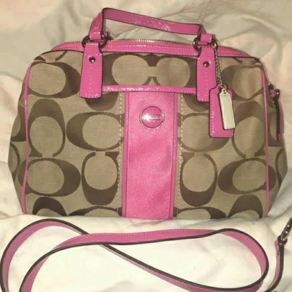 •Coach• - Picture 3 of 4