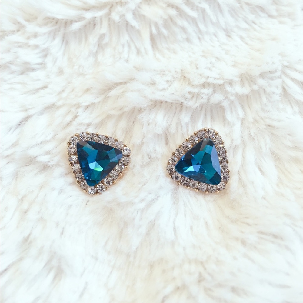 Green Triangle Fashion Earrings