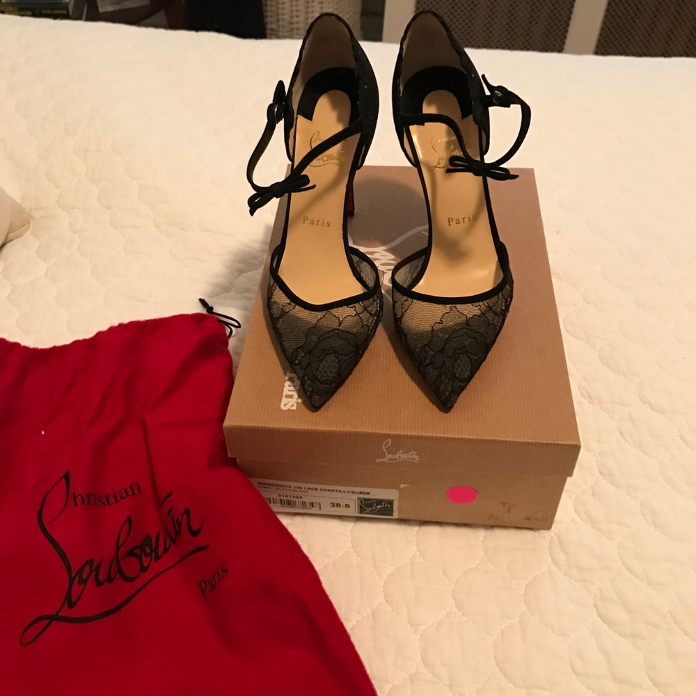 Christian Louboutin Magicadiva 100 Lace Suede Heel