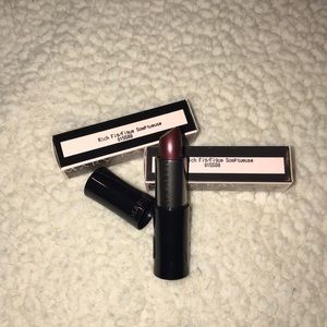 NEW! In box 2 Mk rich fig lipsticks