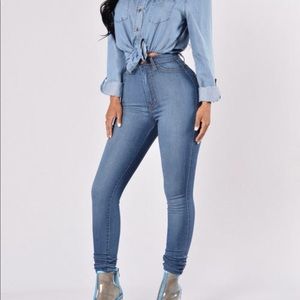Fashion Nova Classic High Waisted Jeans Light Blue
