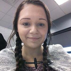 Meet your Posher, Virginia