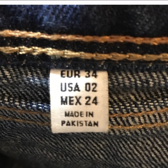 Distressed Zara Shorts - Picture 4 of 5