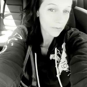 Meet your Posher, Alicia