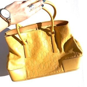 Coach | marigold leather tote