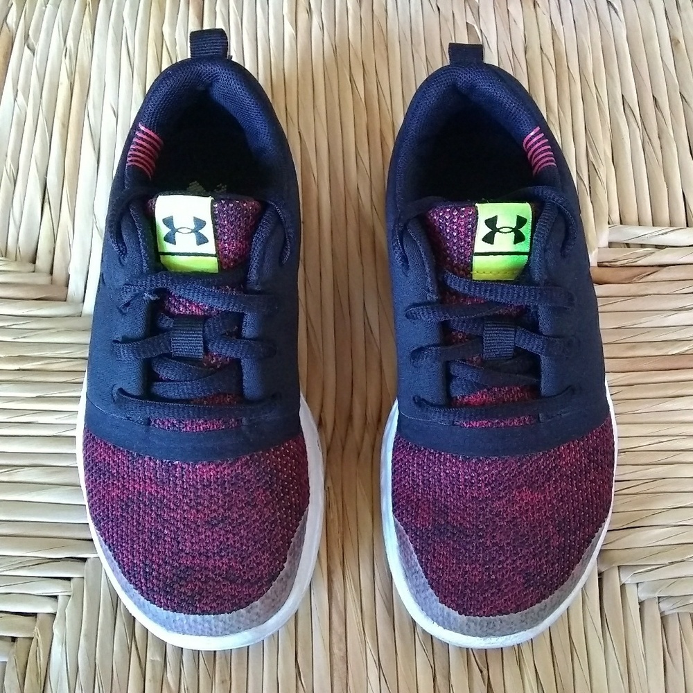Under Armour Boys Shoes Size 13