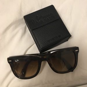 Ray Ban wayfarers