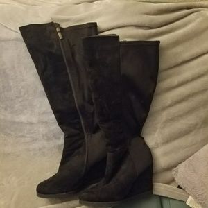 Gently used wide calf wedge boot