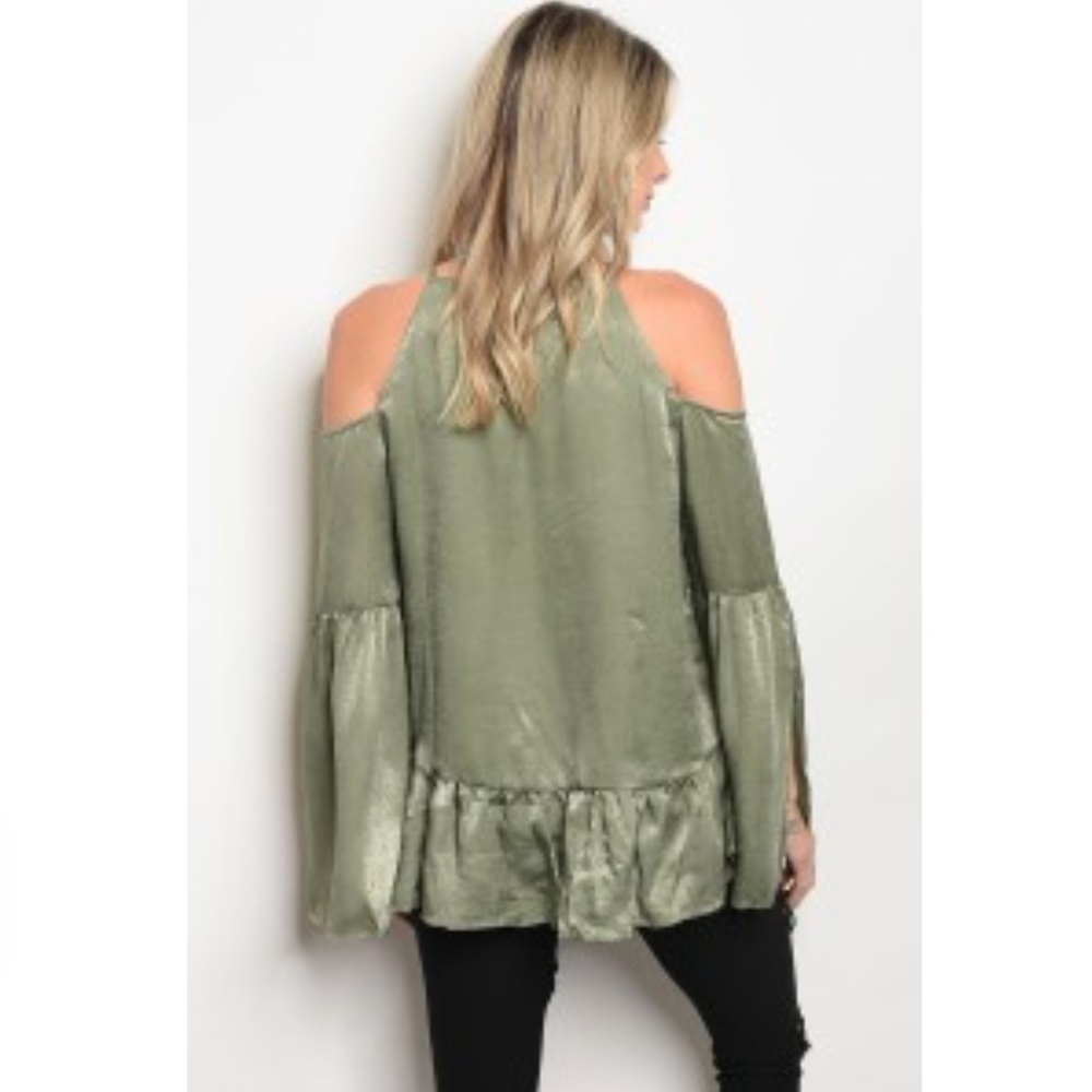 š„Silky Cold Shoulders Top - Picture 3 of 3