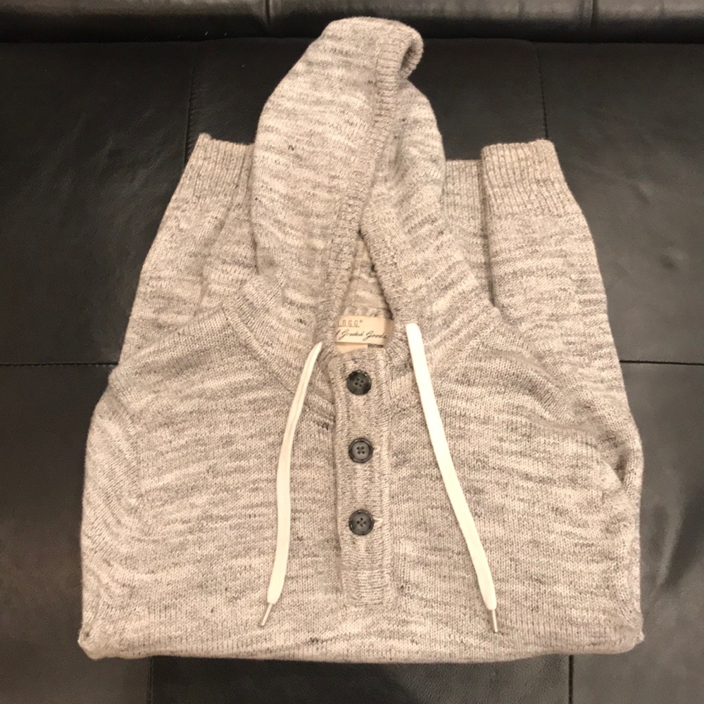 Grey Sweatshirt w/ hood
