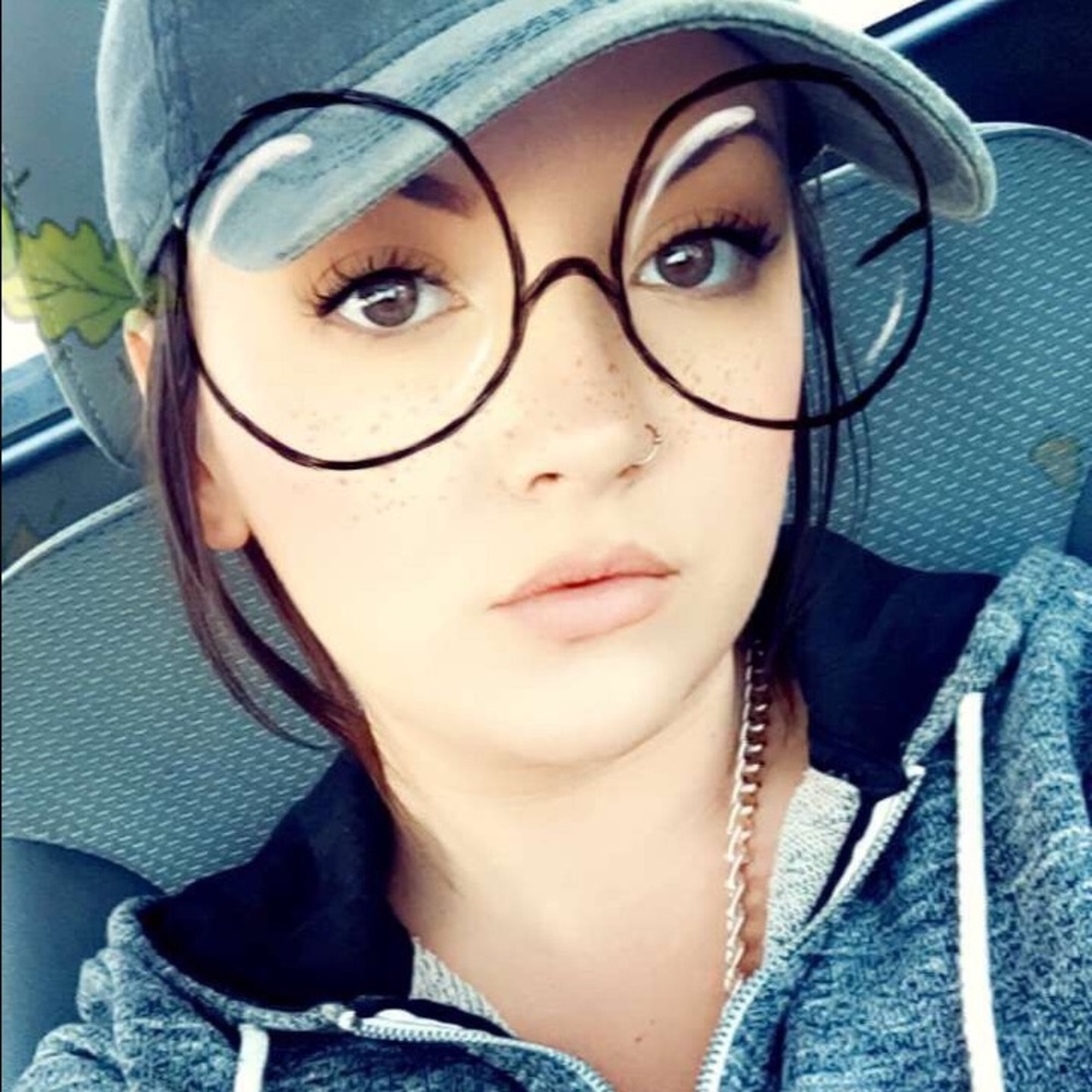 Meet your Posher, Jenna