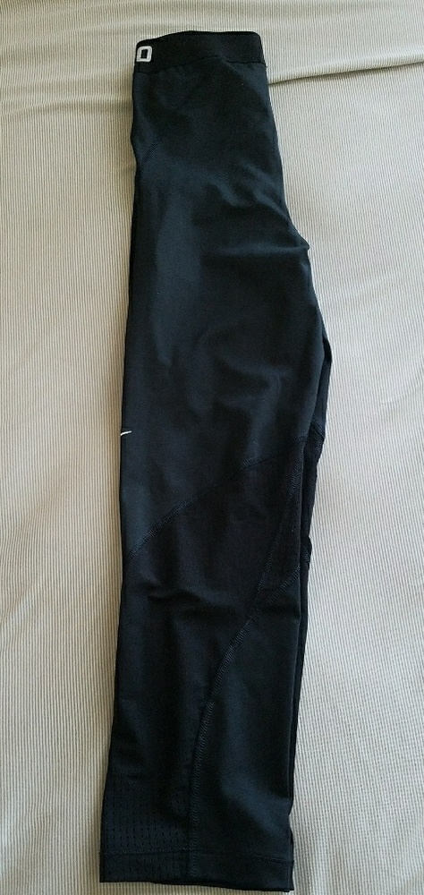 XS NIKE PRO LEGGINGS