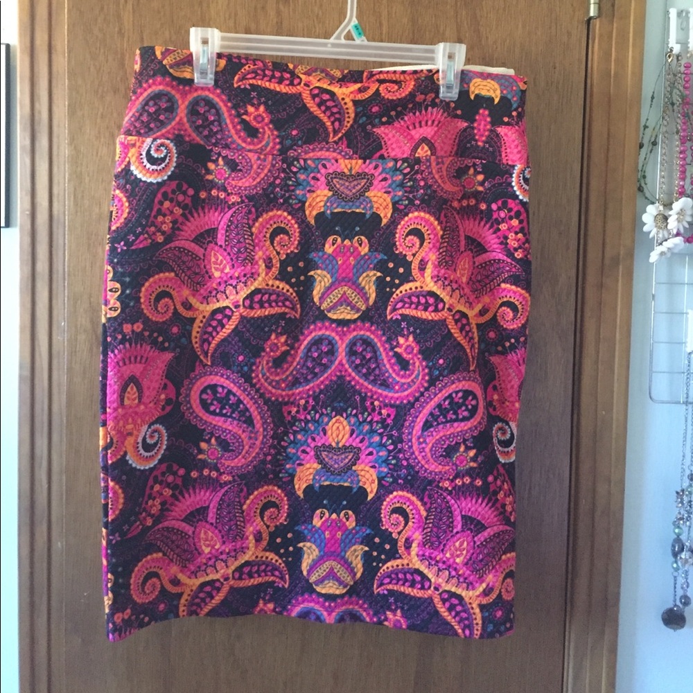 LulaRoe Cassie