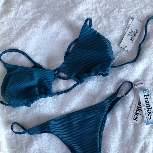 LAST •{Frankie’s Bikinis}• WILLA TOP - Picture 5 of 5